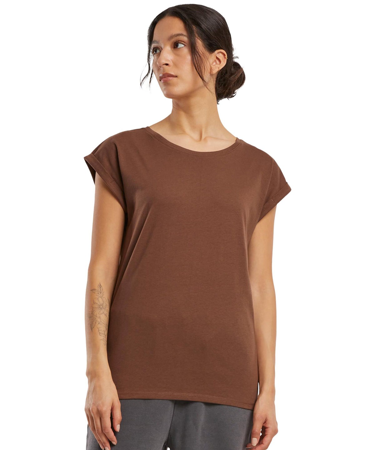 BY021_LS00_2025.jpg Women's extended shoulder tee